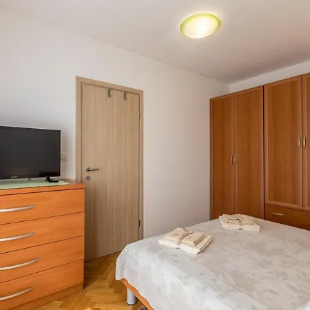Apartment Neda - Charming And Comfy