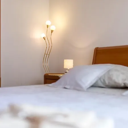 Neda - Charming And Comfy Apartman Split
